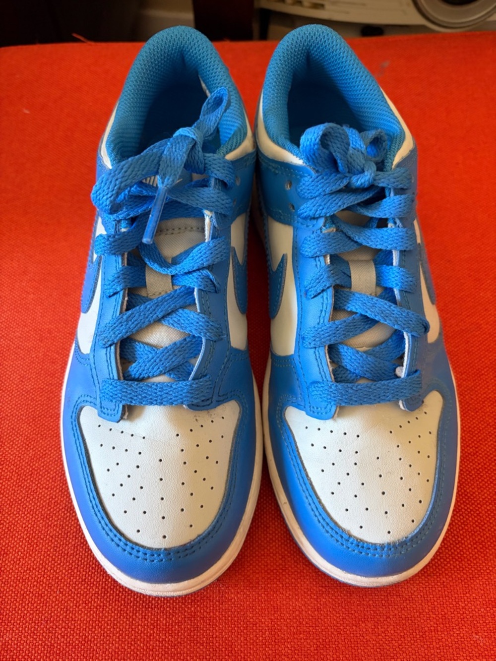 Nike Kids Low-Top Sneakers in Bright Blue and White